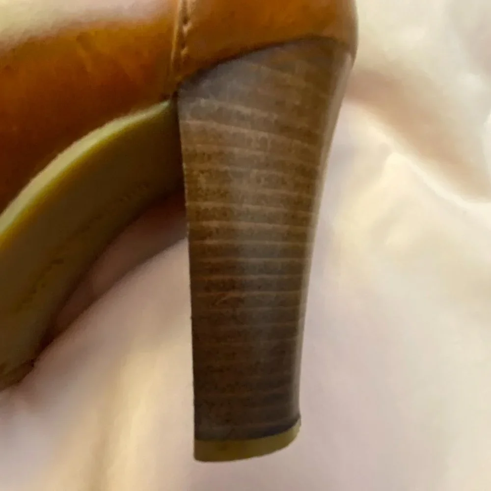 EUC Vintage Michael Kors Winter Warrior Leather Stacked Heels-8 1/2 - Picture 12 of 16